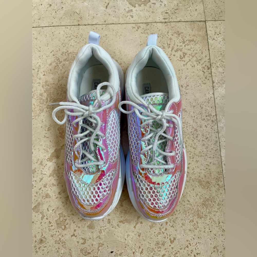 Reflective sneakers - Picture 3 of 5